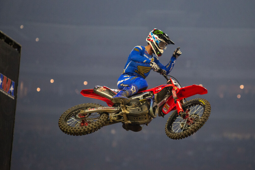 2023-houston-supercross-cycle-news-brown-dog-sexton