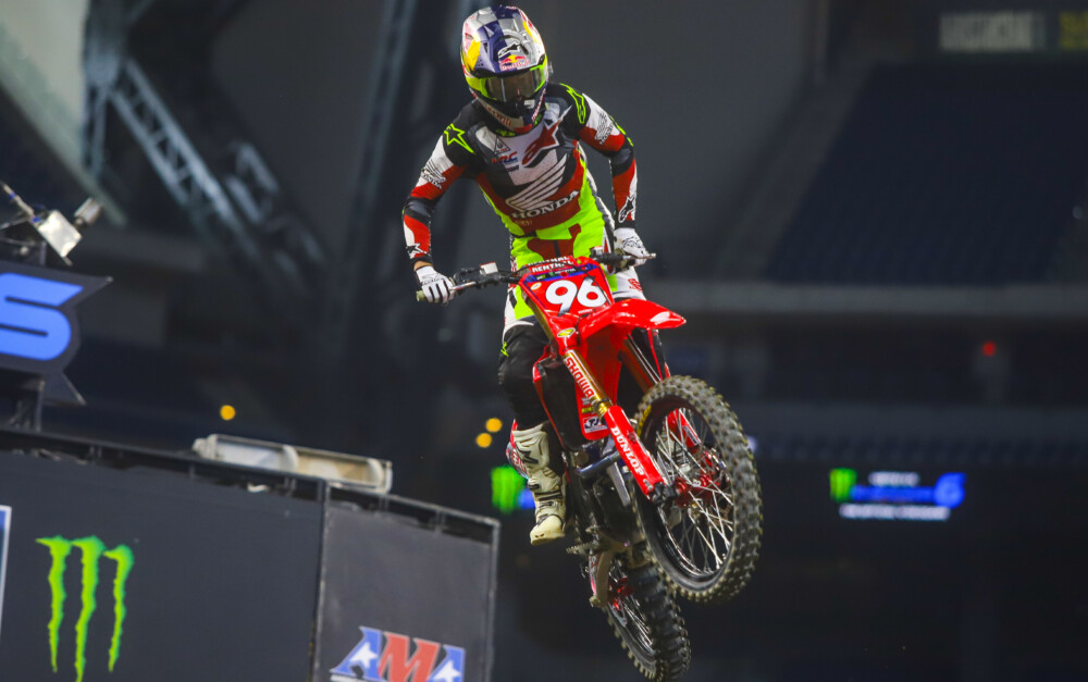 2023-indianapolis-supercross-lawrence