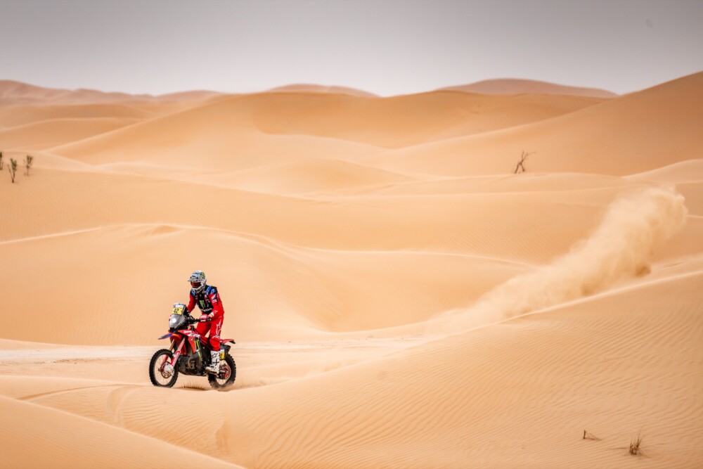 2023-abu-dhabi-desert-challenge-cycle-news-van-beveren2