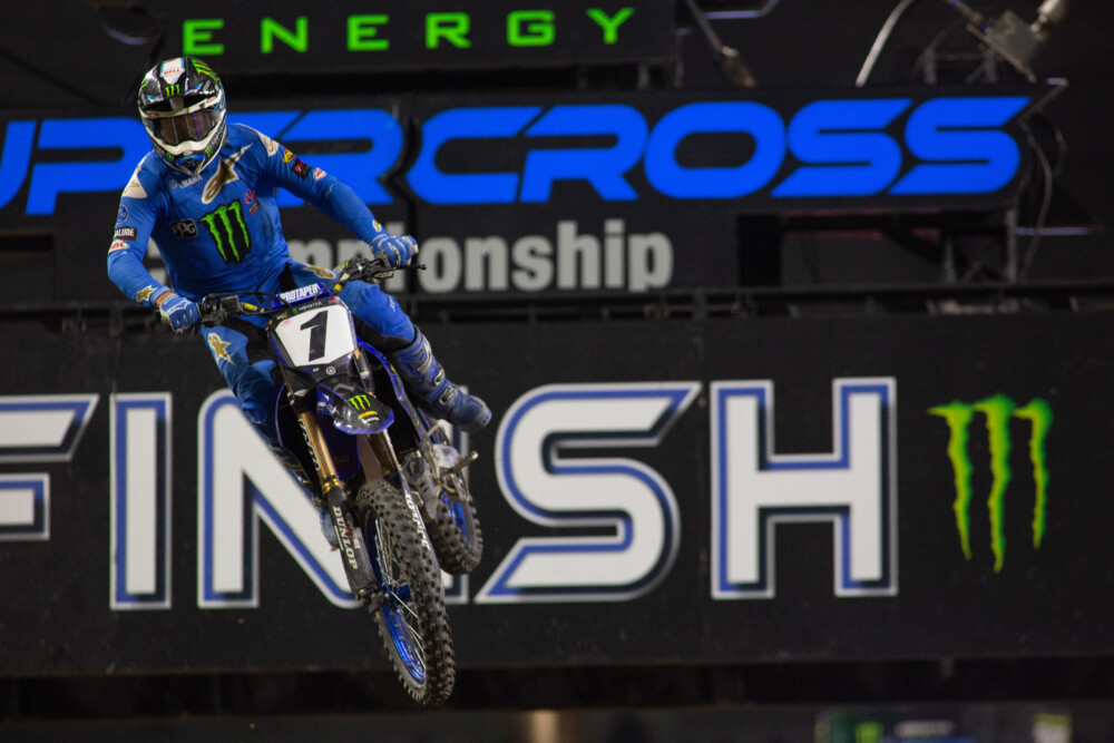 2023-detroit-supercross-cycle-news-tomac