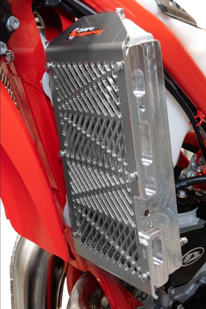 beta xtrainer 2022外装　おまけ付き MY23 – X Trainer 300 2T – Beta Motorcycles