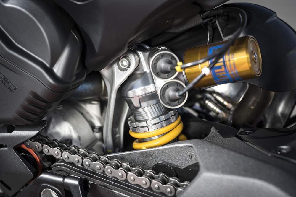 2023 Ducati Streetfighter V4 S suspension