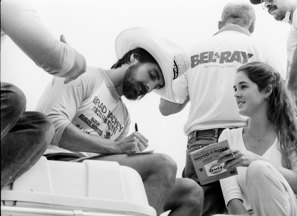 Brad Lackey signing autographs