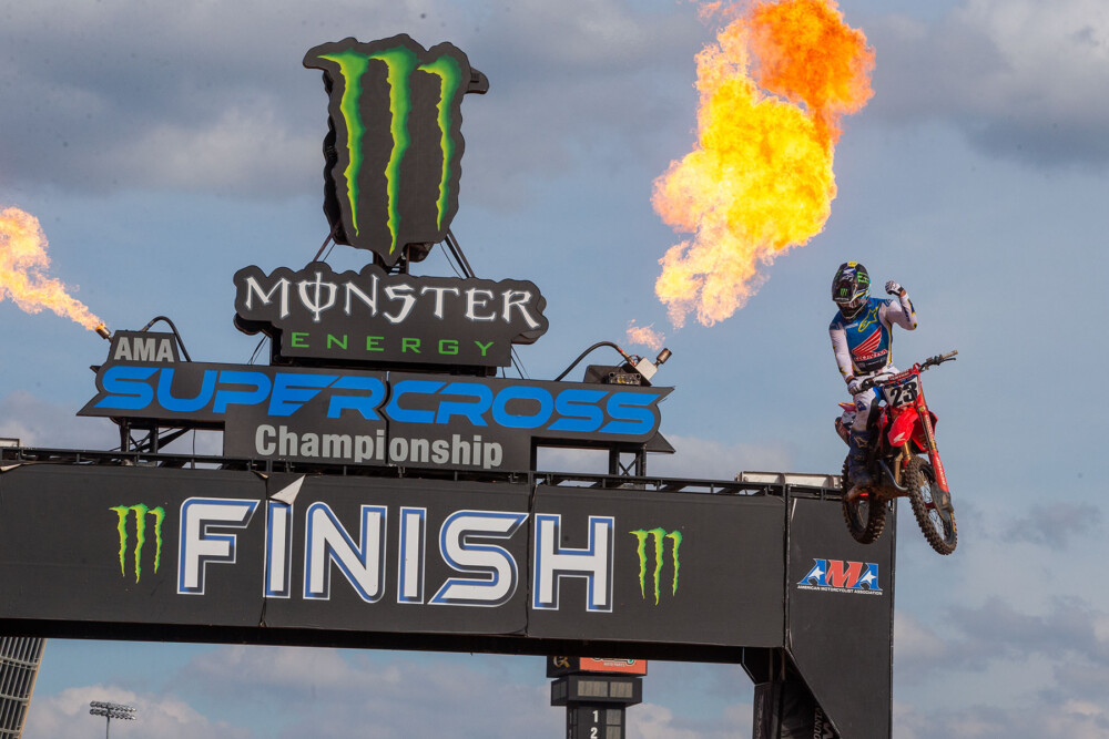 2023-atlanta-supercross-cycle-news-sexton