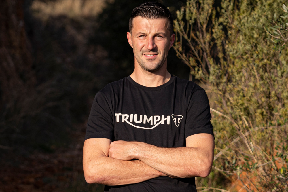 cycle-news-triumph-test-riders-desalle-1