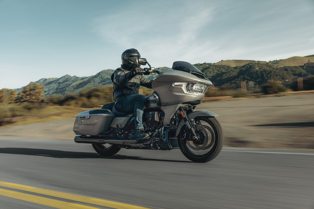 Обои Харлей Дэвидсон Road Glide