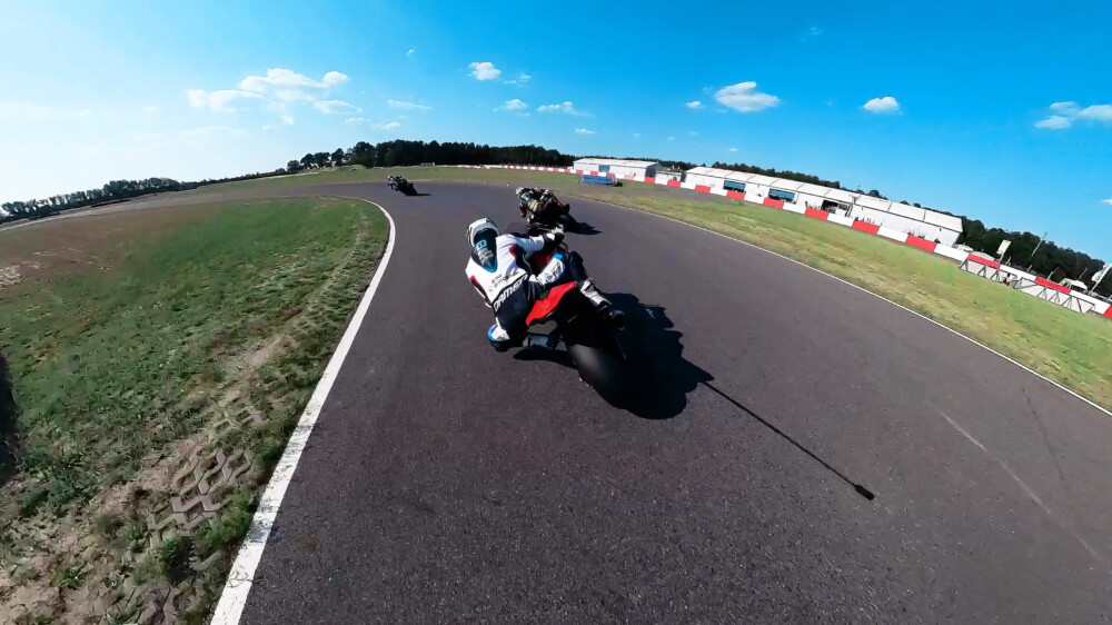 Insta360 Partners With BMW Motorrad (3)