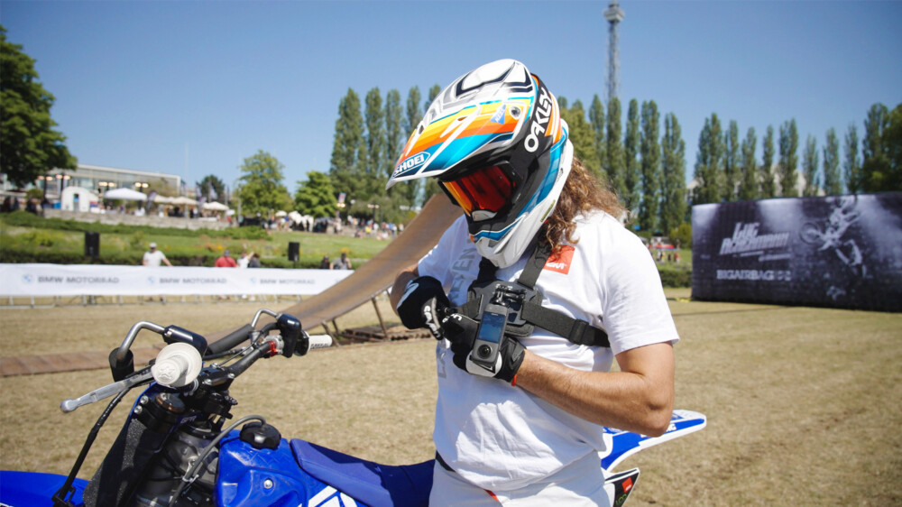 Insta360 Partners With BMW Motorrad (3)