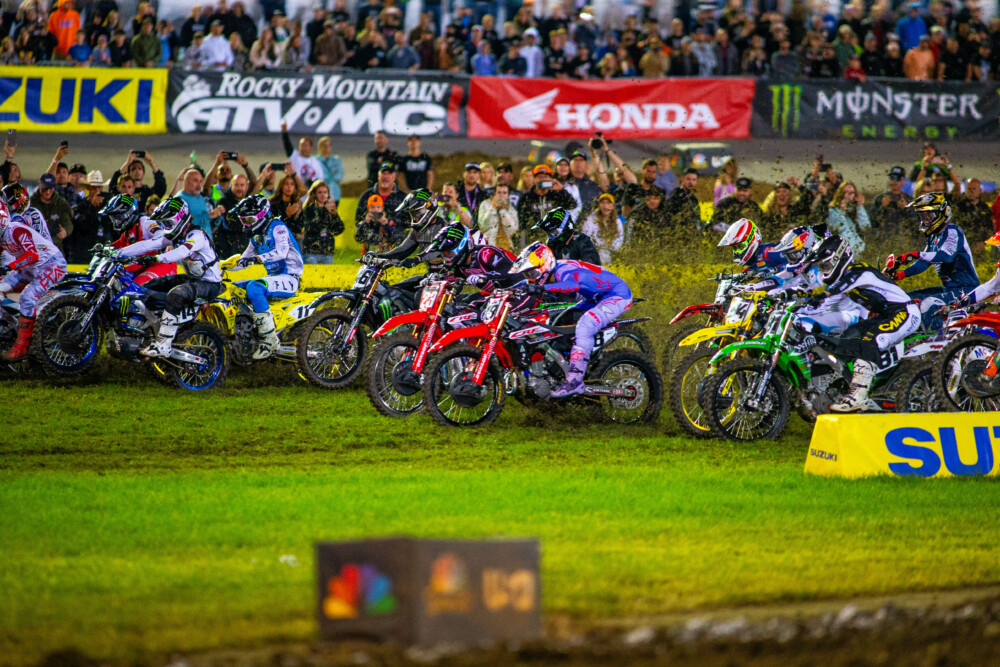 BDA20042023-supermotocross-playoffs-chicago-round2-cycle-news-450-jett