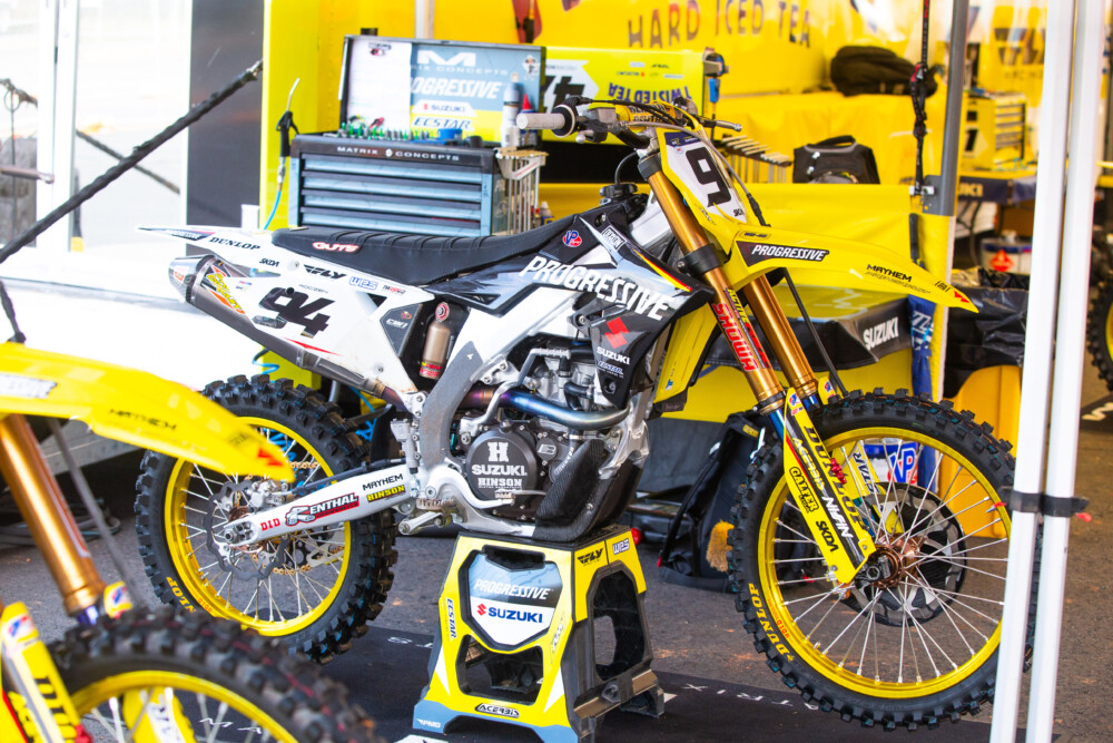 2023-supermotocross-playoffs-charlotte-round1-cycle-news-roczen