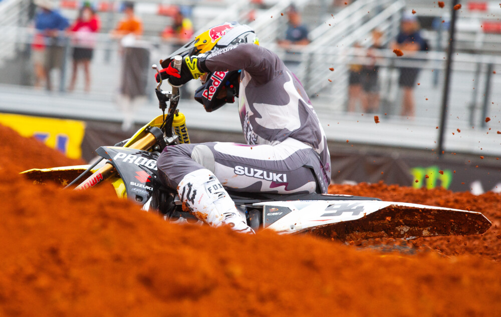 2023-supermotocross-playoffs-charlotte-round1-cycle-news-450-roczen2