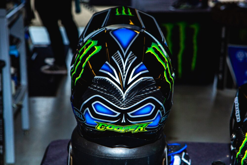 2023-supermotocross-playoffs-chicago-round2-cycle-news-450-webb2