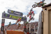2023-supermotocross-playoffs-charlotte-round1-cycle-news-450-start