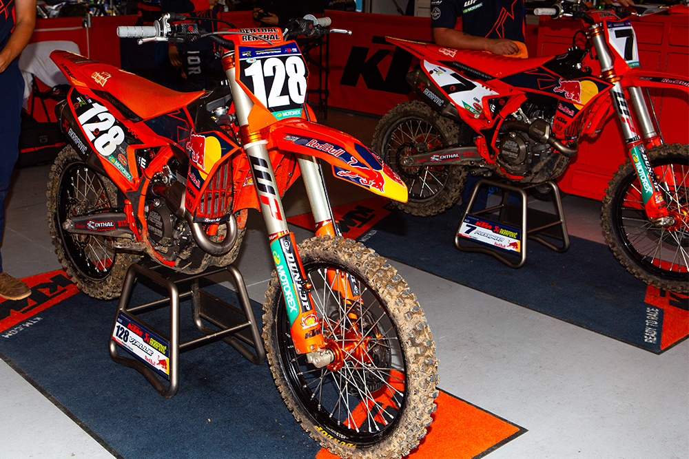 BDA20042023-supermotocross-playoffs-chicago-round2-cycle-news-ktm