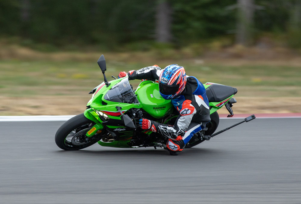 2024 Kawasaki Ninja ZX-6R sportbike 2024 Kawasaki Ninja ZX-6R sportbike