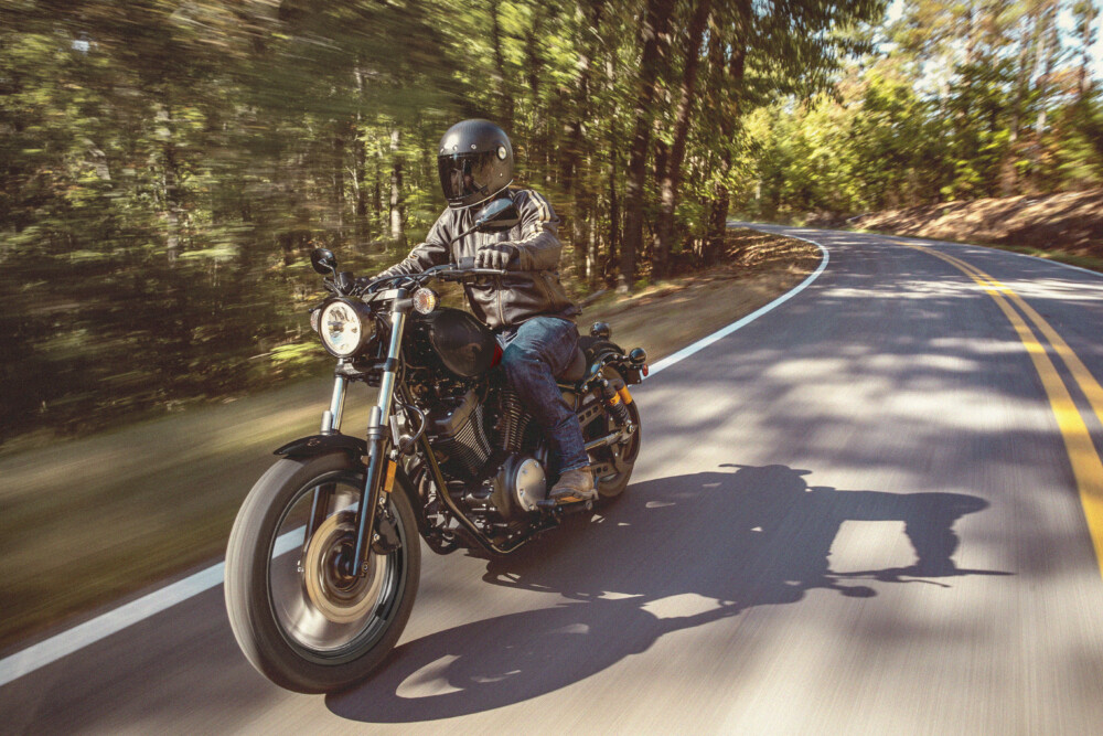2024 Yamaha Bolt R-Spec action