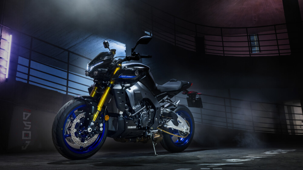 2024 Yamaha MT-10 SP action left side