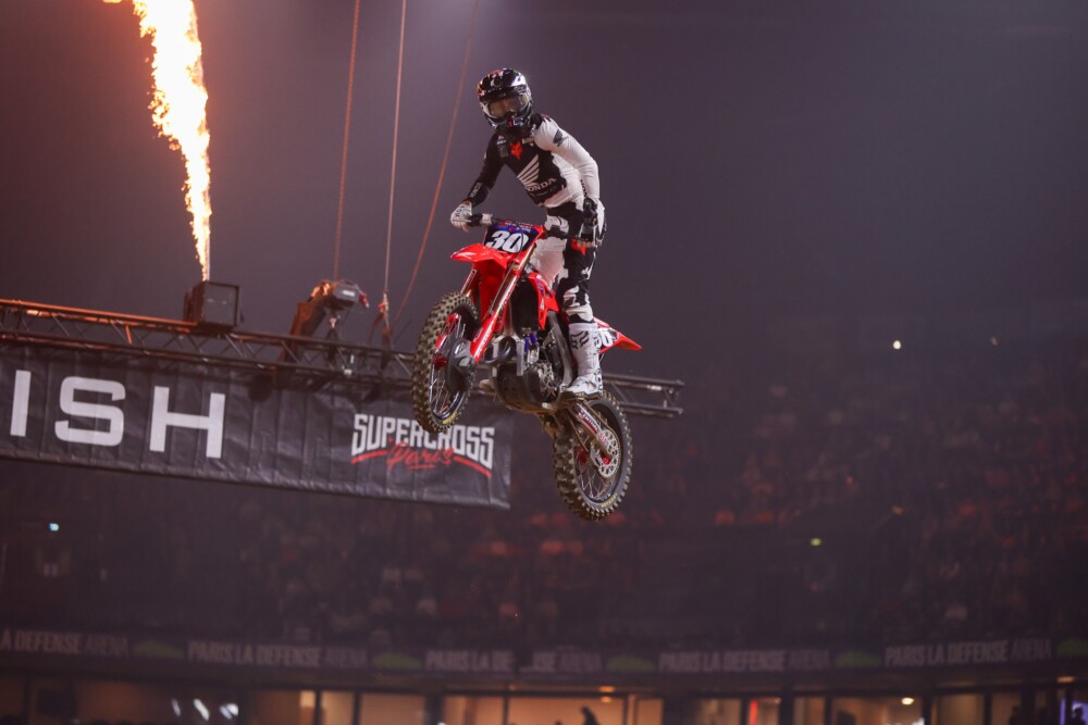 2023-paris-supercross-cycle-news-alex-kelly