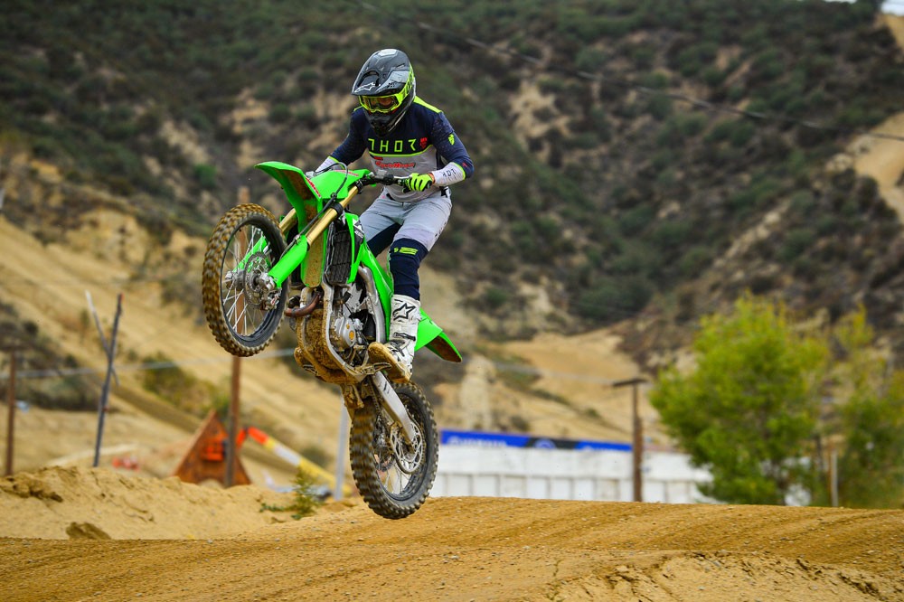 2024 Kawasaki KX450 jumping