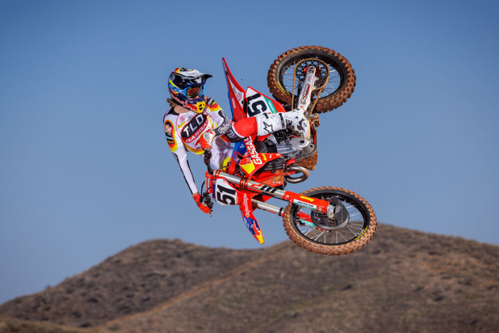 2024-troy-lee-gasgas-supercross-team