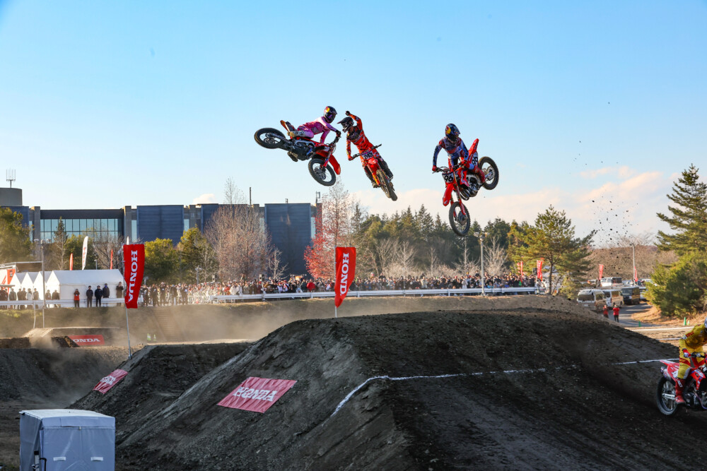 Team HRC MXGP Enjoys Honda Thanks Day Cycle News