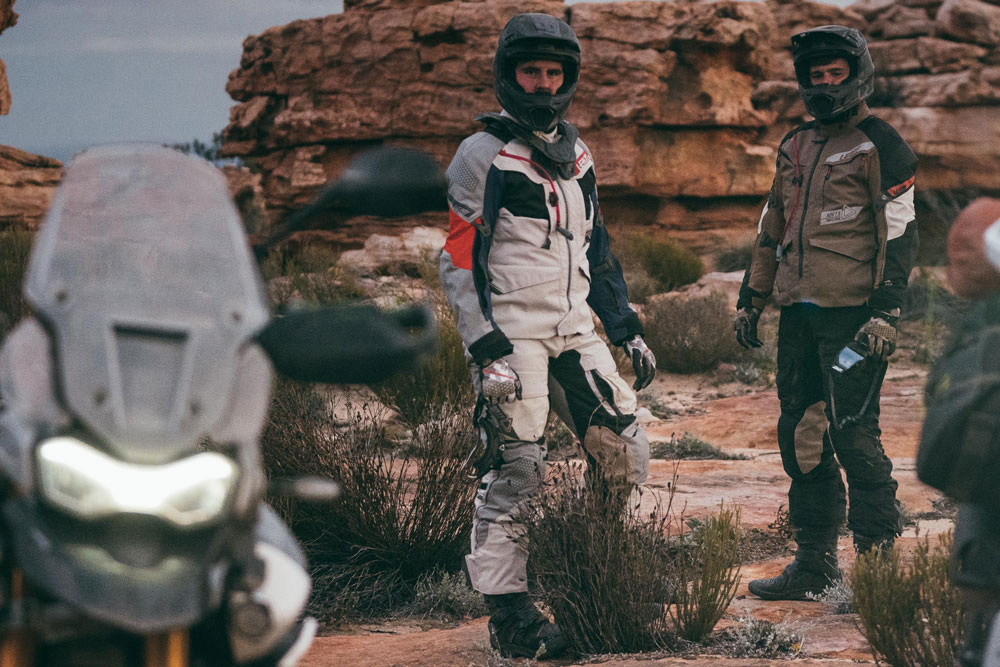 Leatt ADV Multi Tour riding gear