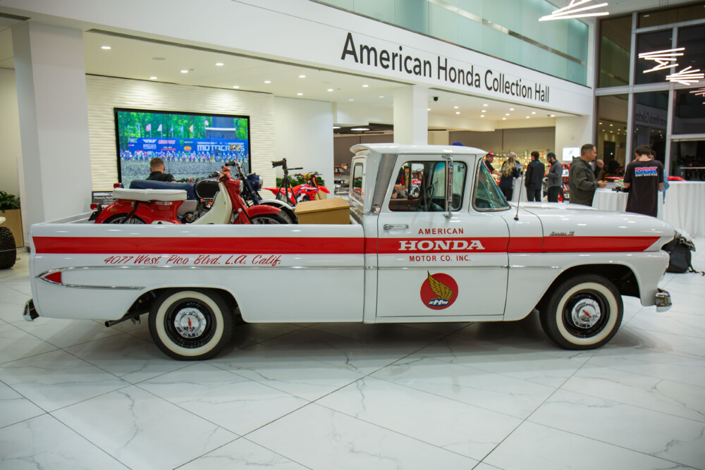 2024-honda-hrc-supercross