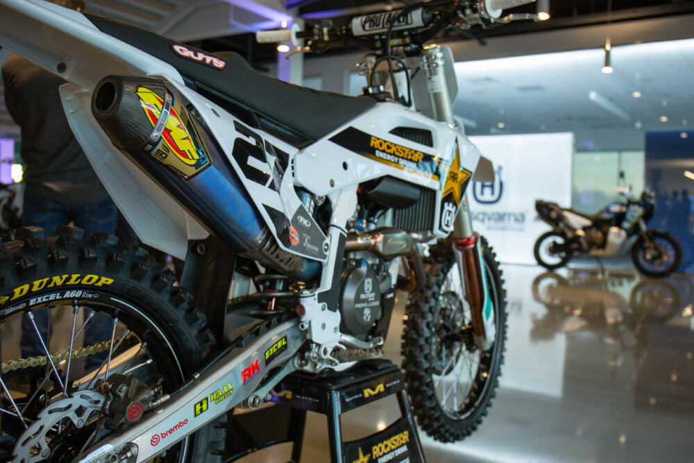 2024-husqvarna-team-fc450-stewart