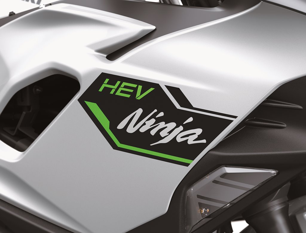 2024 Kawasaki Ninja 7 Hybrid ABS bodywork