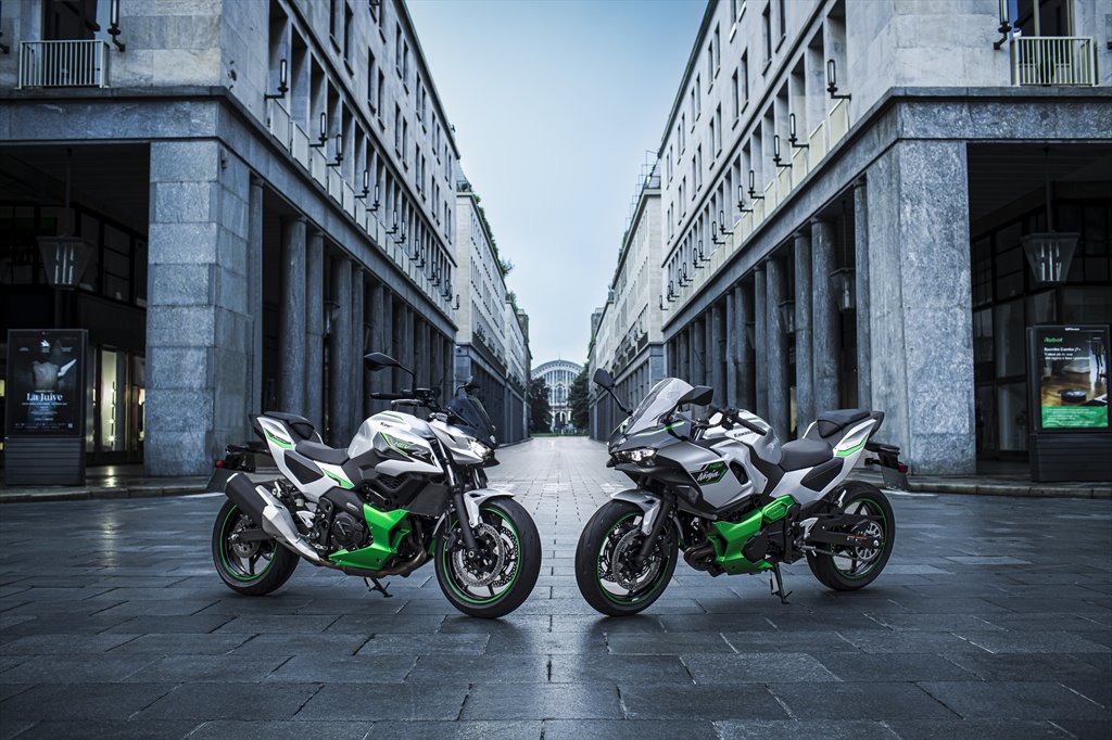 Ninja bike on sale all model price