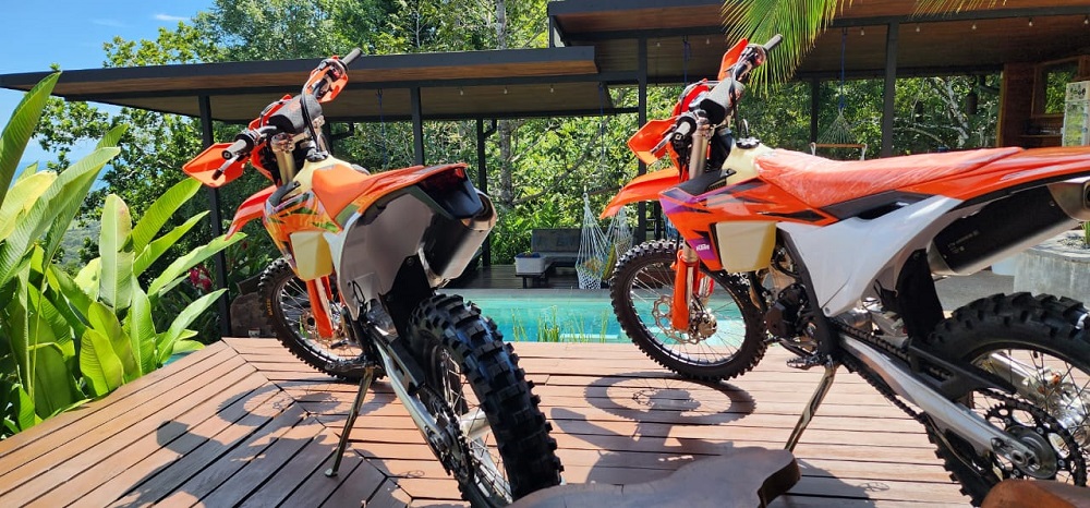 Costa Rica Unlimited Motorcycle Tours