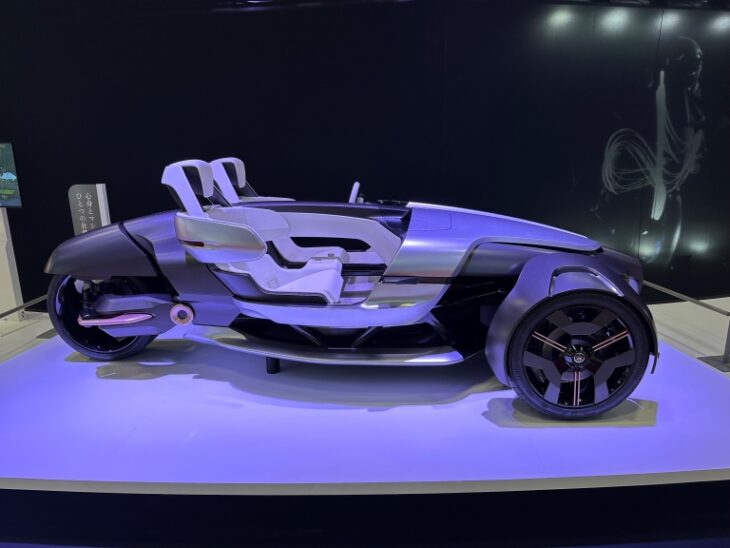 Yamaha Tricera concept vehicle