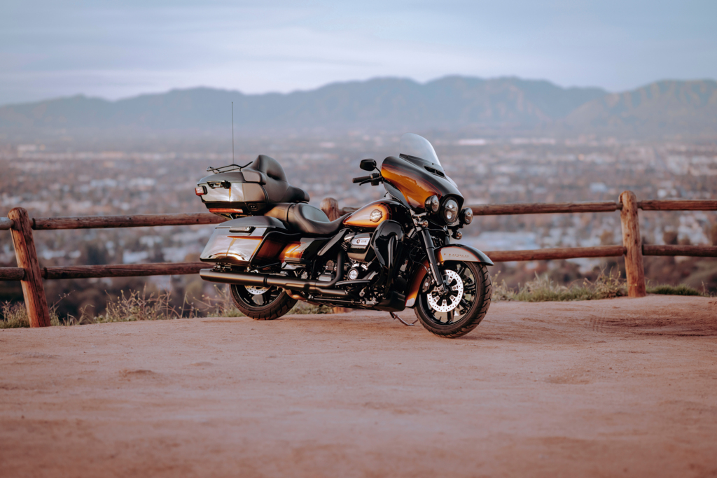 2024 Harley-Davidson Tobacco Fade Enthusiast Ultra Limited right side