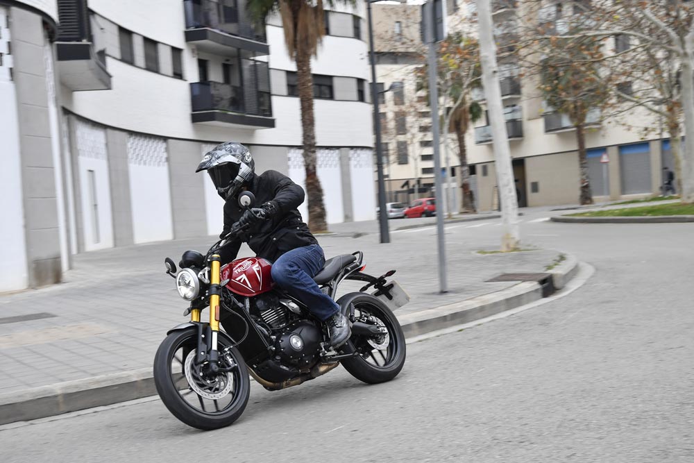 2024 Triumph Speed 400 in town