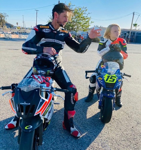 Ohvale instructor and kid