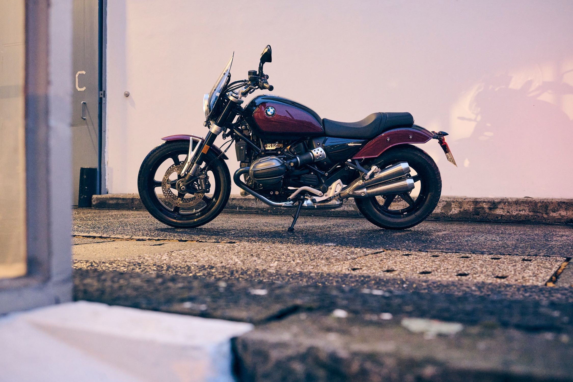 2024 BMW R 12 nineT and R 12 Roadster and Cruiser
