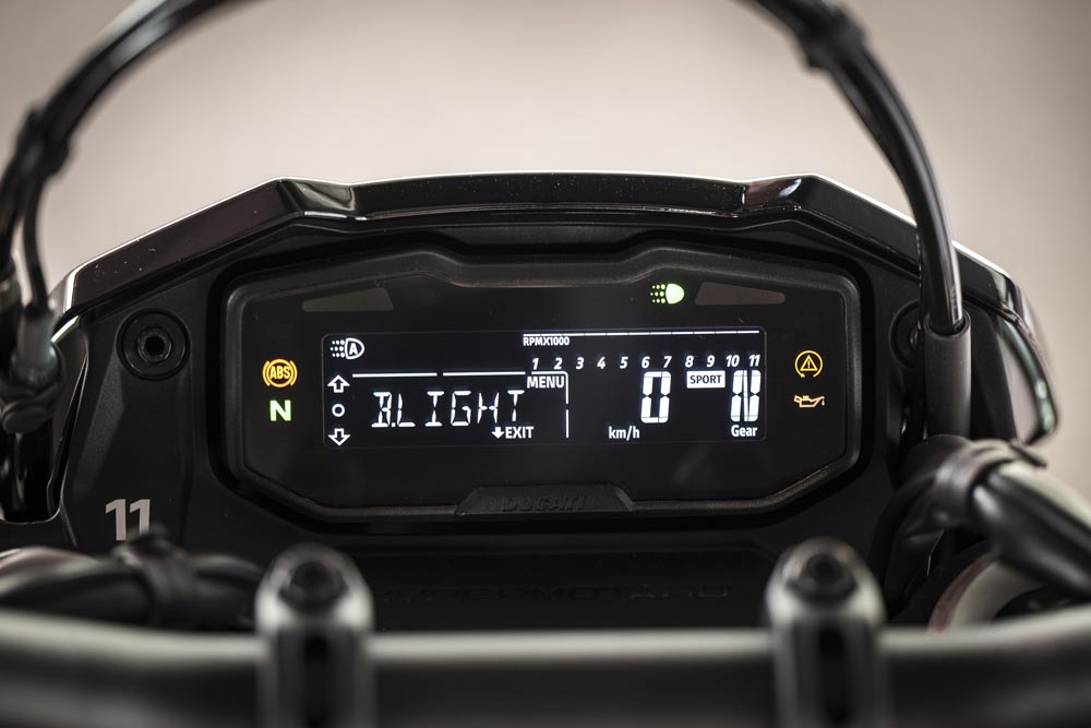 2024 Ducati Hypermotard 698 Mono dash