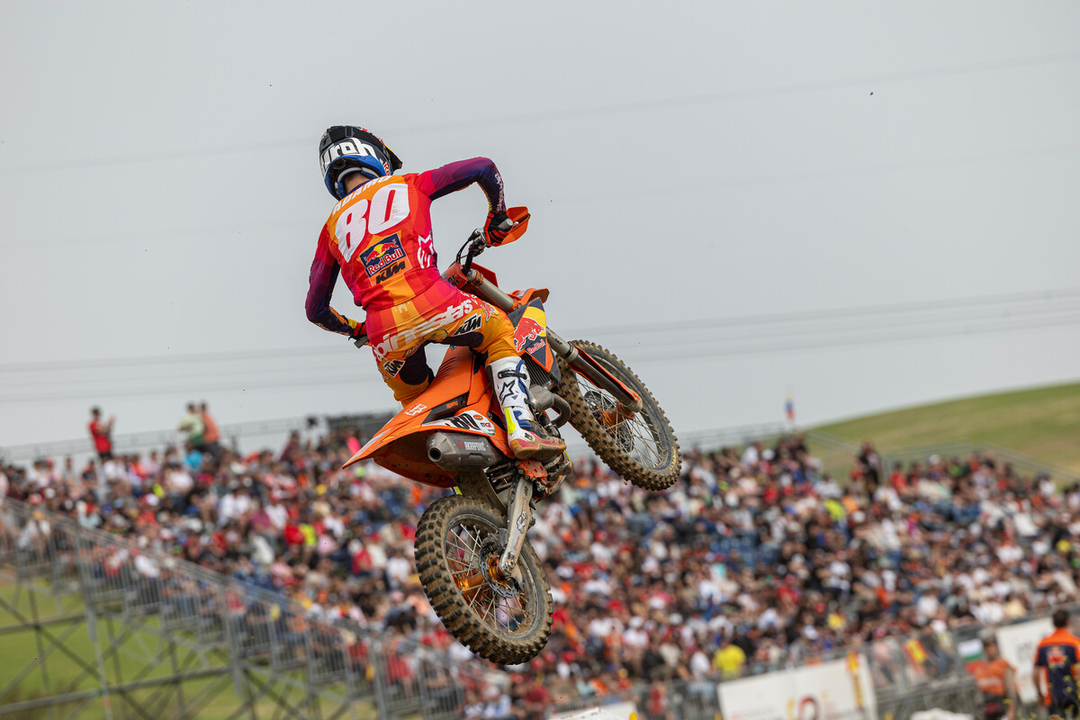 2024-mxgp-spain-cycle-news-mx2-adamo