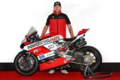 Davey Todd and Ducati Panigale V2