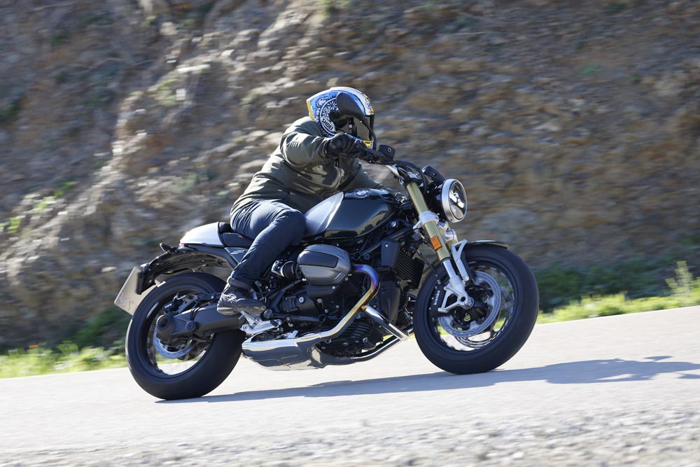 2024 BMW R 12 nineT right side