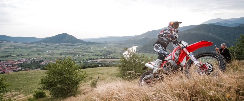 Red Bull Romaniacs Leatt LIVEmaniacs