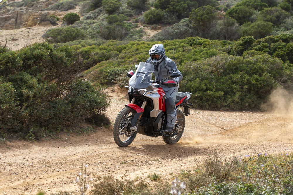 2024 MV Agusta Enduro Veloce off-roading