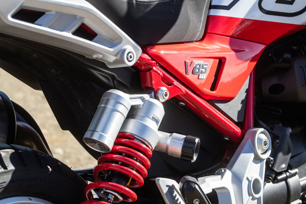2024 Moto Guzzi V85 Suspension