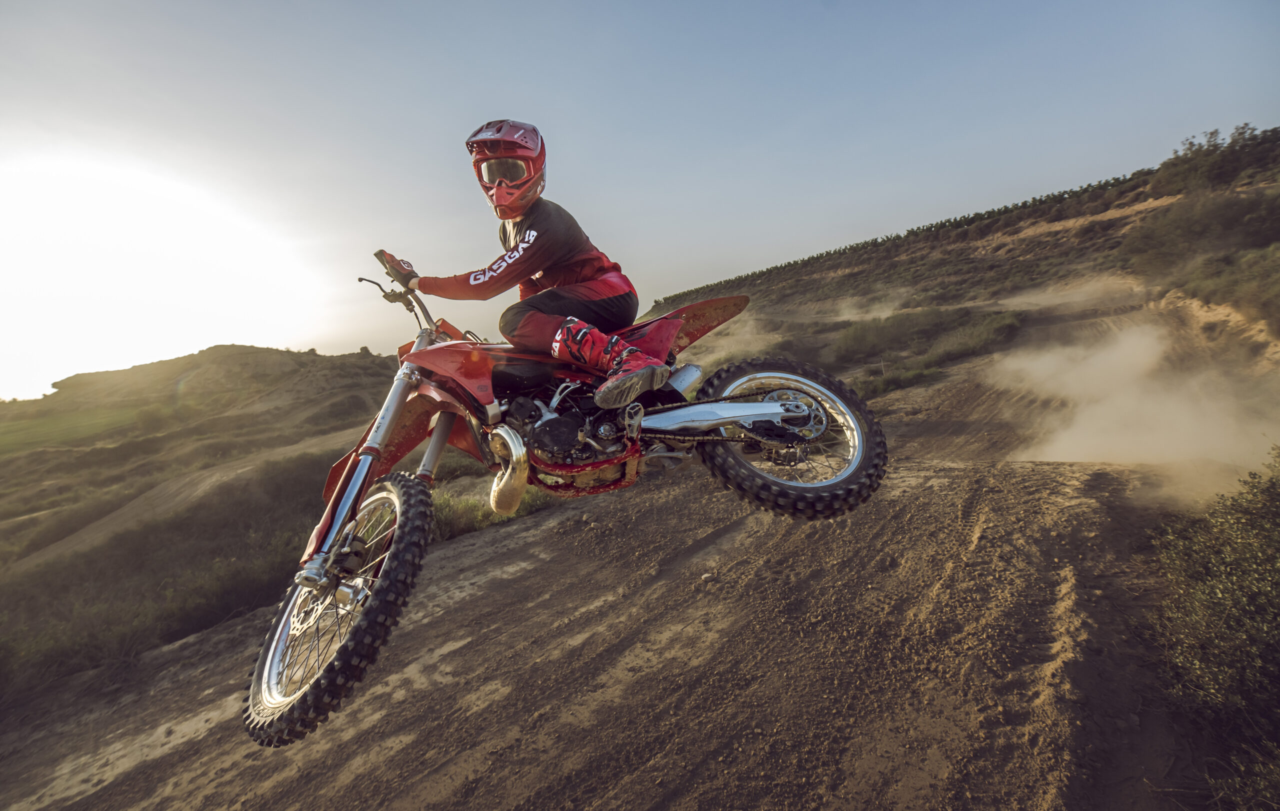 2025-gas-gas-150-first-look-cycle-news