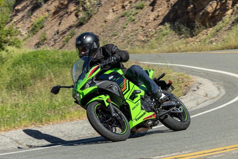 2024 Kawasaki Ninja 500 cornering