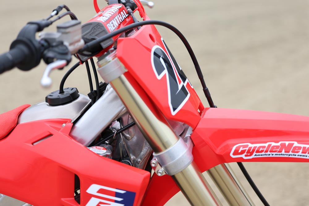 2025 Honda CRF250R front