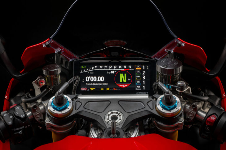 2025 Ducati Panigale V4 and V4 S First Look and Specs dash