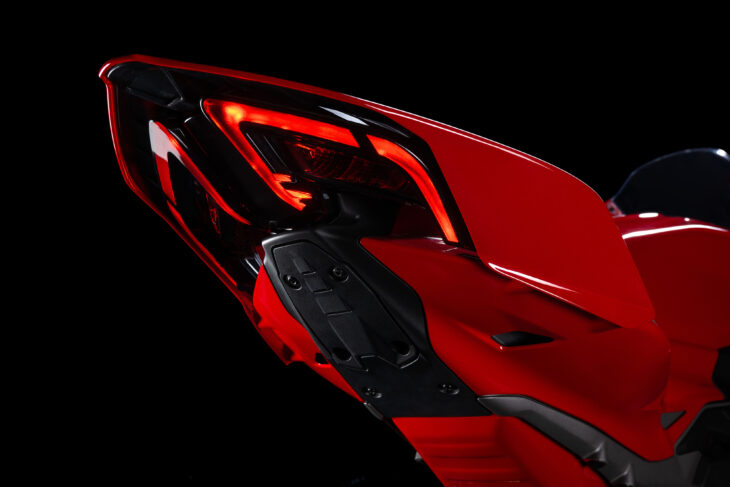 2025 Ducati Panigale V4 and V4 S First Look and Specs