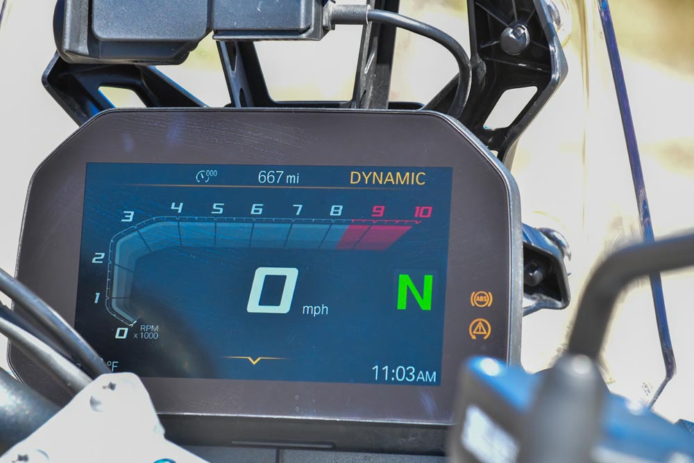 2024 BMW F 900 GS dash