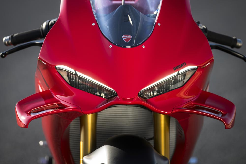 2025 Ducati Panigale V4 S front view